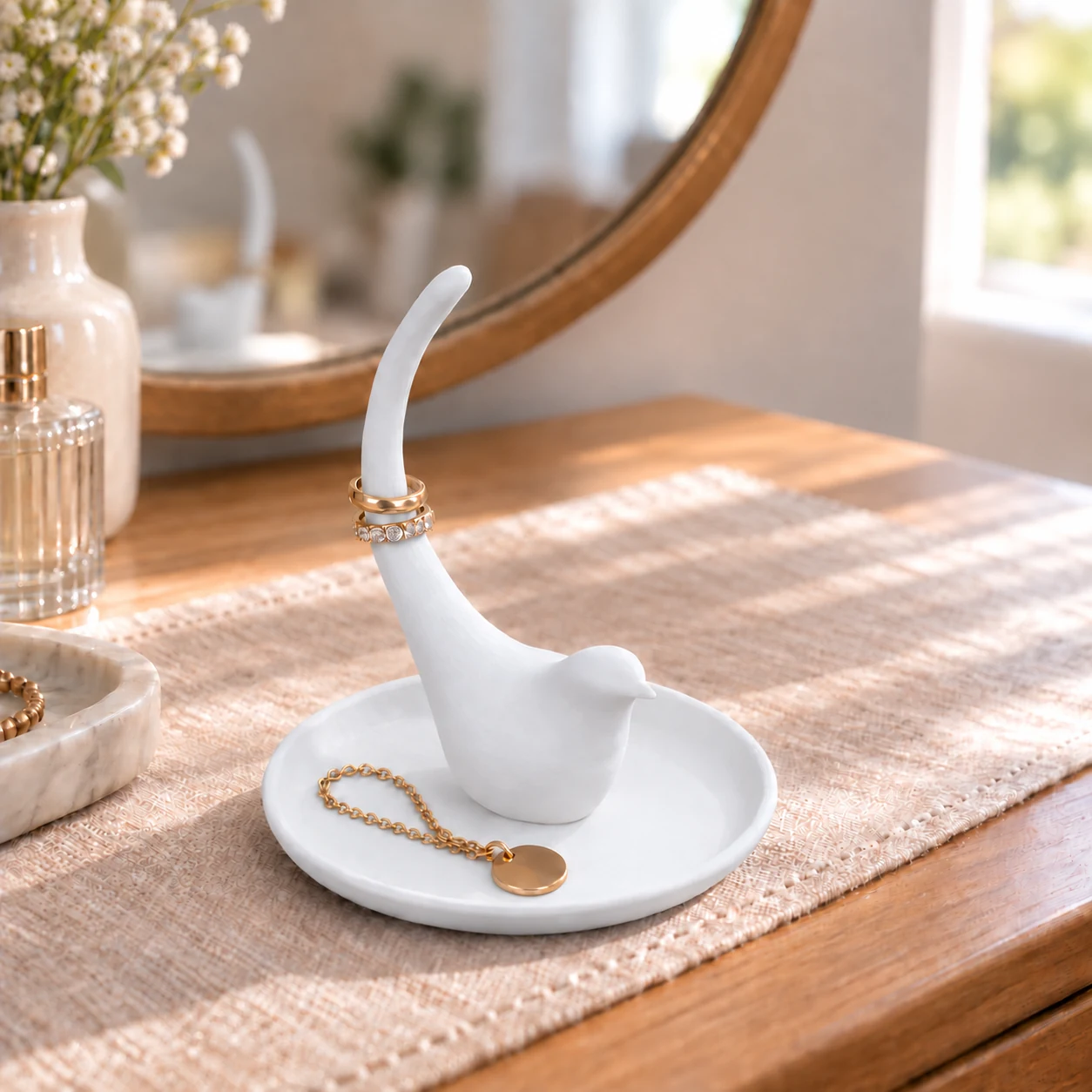 Bird ring holder with tray · Blanco · Visualización digital