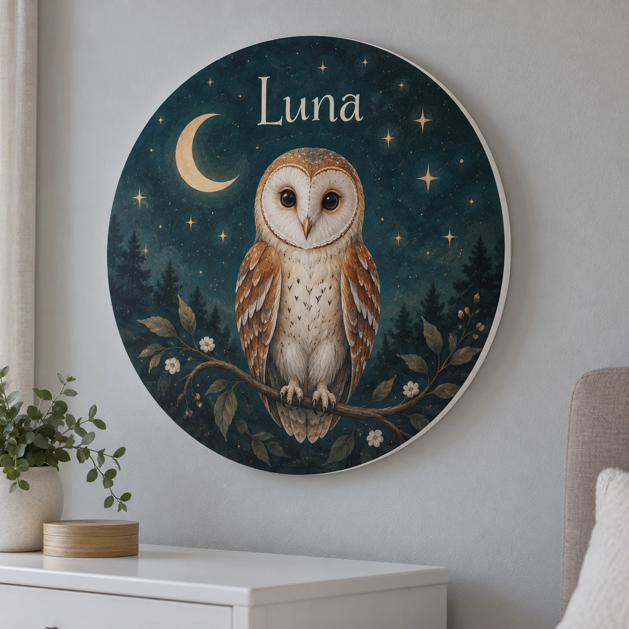 Mockup ilustrativo: Búho de luna clara